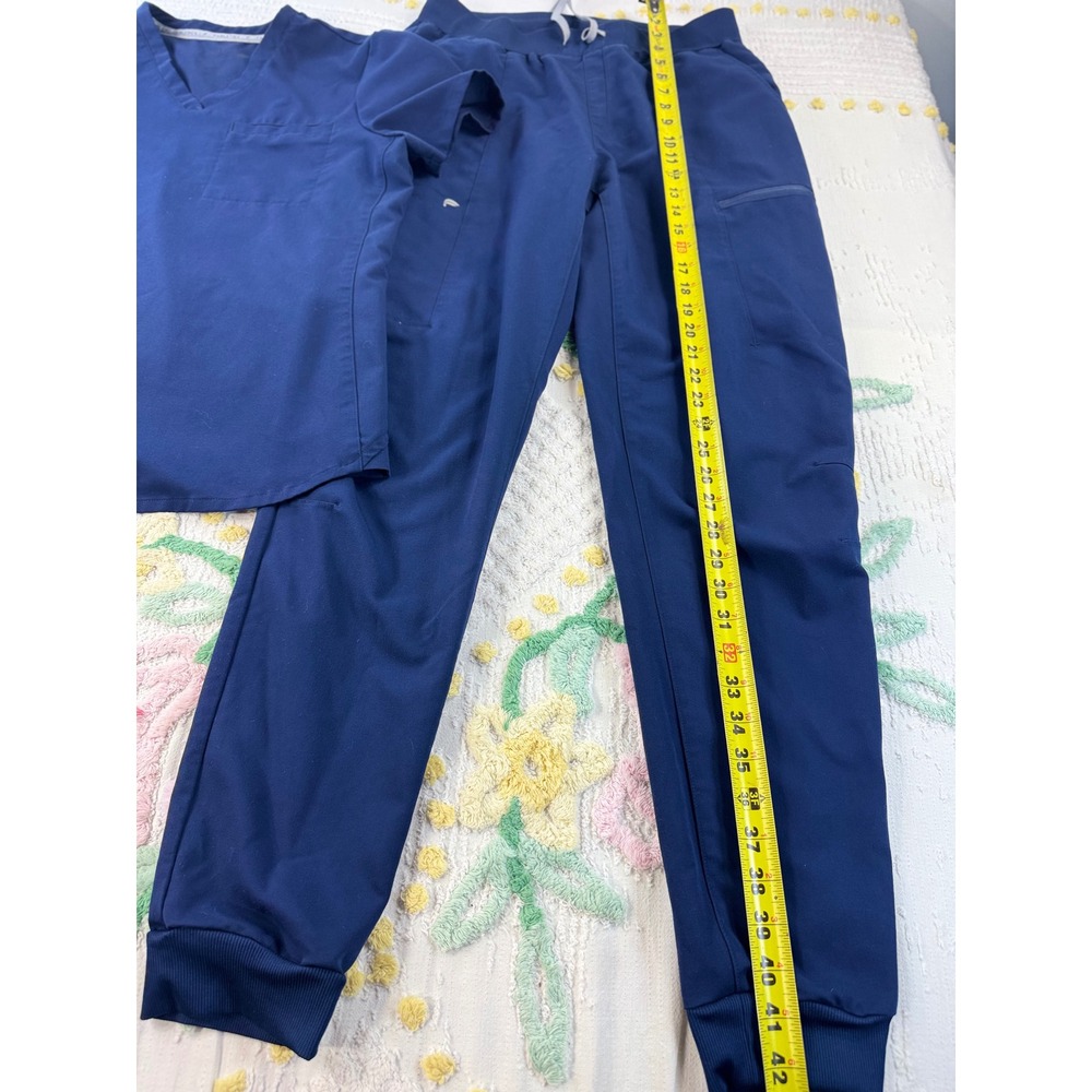 Fabletics Navy Blue Scrub Set V-Neck Top and Jogger Pants Large Tall L/T - Picture 4 of 10